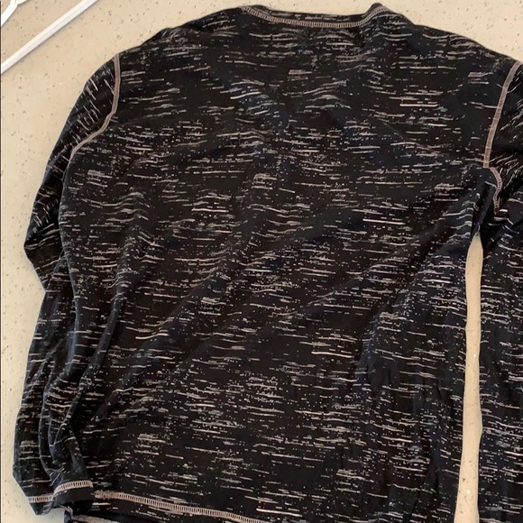 ♓️♓️Urbanology long sleeve shirt ♓️♓️ - Picture 4 of 4